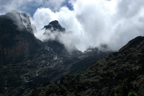 Towards entry "Nature Research highlights: East African Rift System old!"