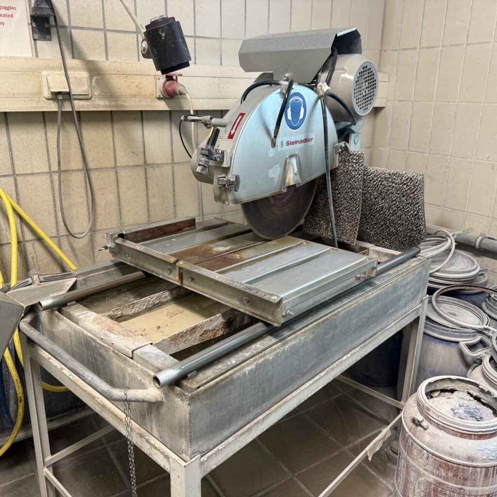 saw for rock cutting