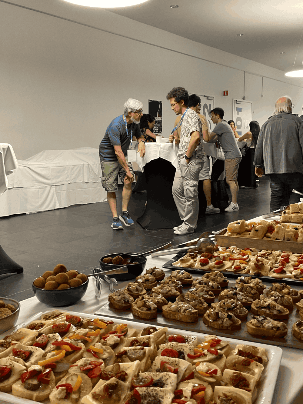 Snacks während der Poster Session (Bild: Anna Giamborini)